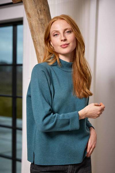 mansted-blauer-Pulli