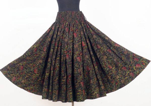 schwingende Rock aus der JOYVITA-Kollektion: Kantha Garden